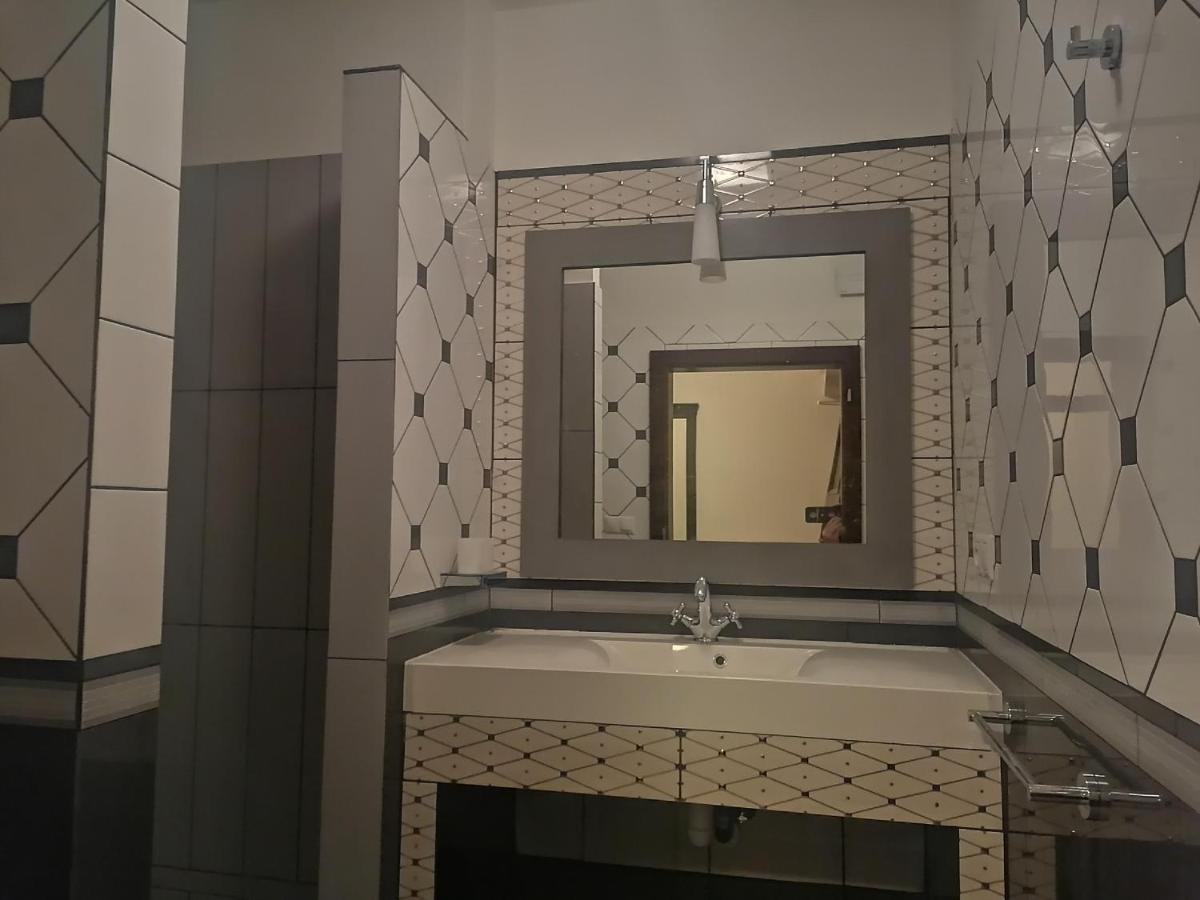 Frikulin Hotell Prostějov Exteriör bild