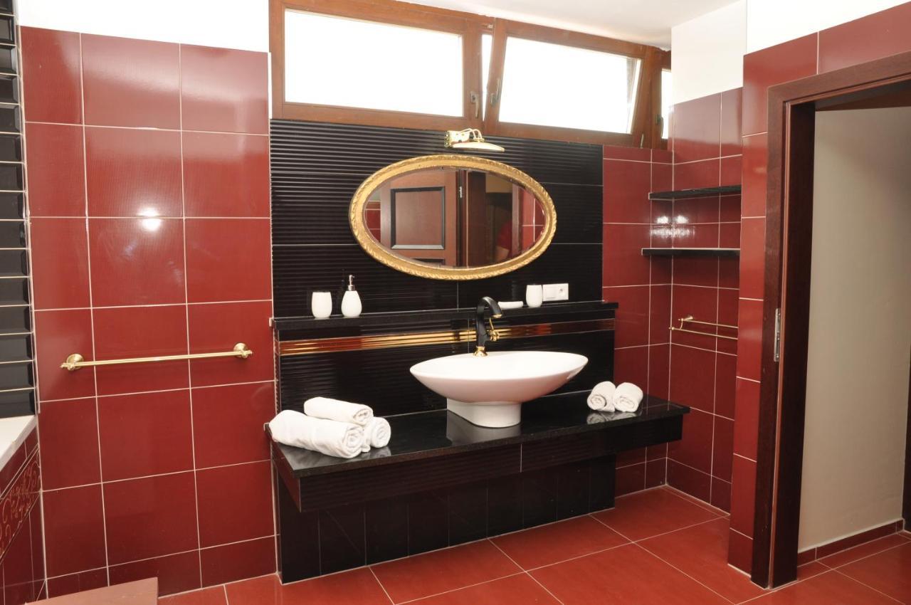 Frikulin Hotell Prostějov Exteriör bild