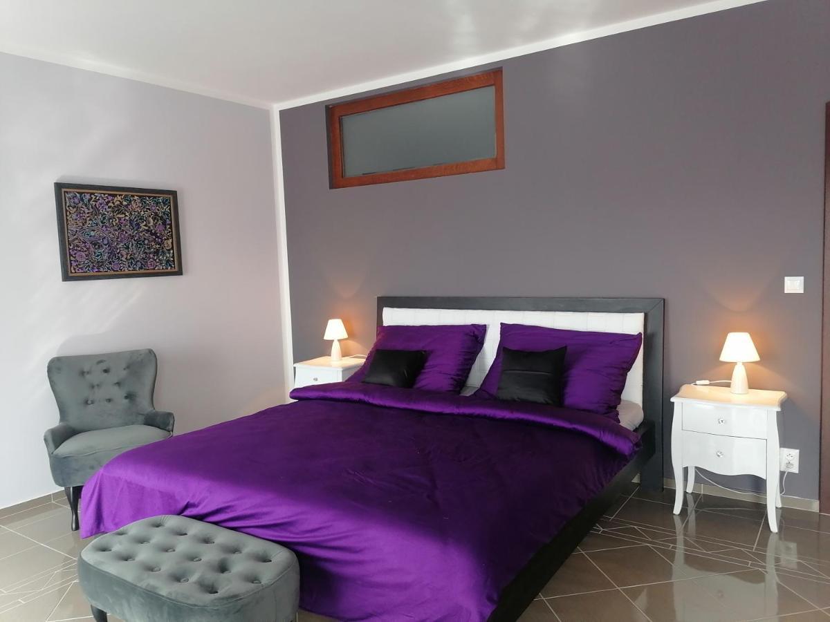 Frikulin Hotell Prostějov Exteriör bild